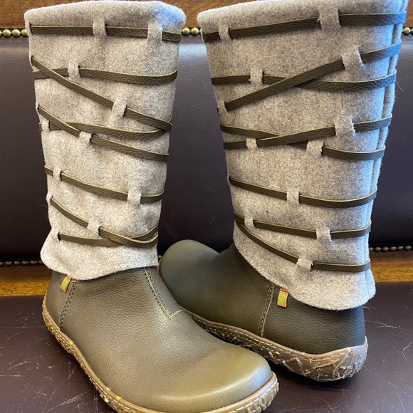 El naturalista wool and leather side zipper boot - Picture 2 of 3
